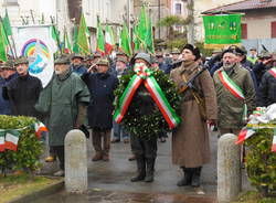 L\'omaggio degli Alpini ai Caduti