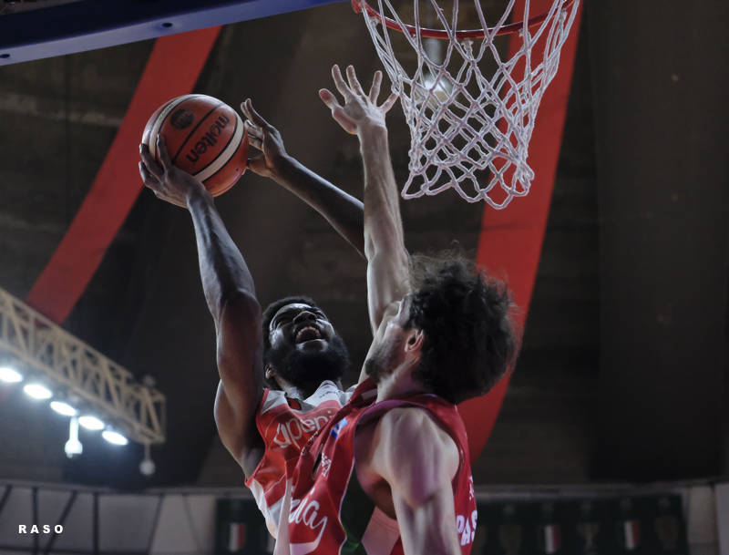 Openjobmetis - Ea7 Milano 82-98