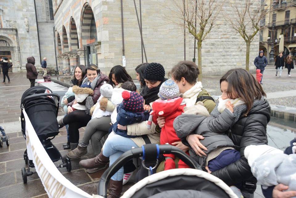 #Ovunquelodesideri, tutta Italia per l’allattamento al seno