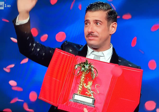 francesco-gabbani-vince-il-festival-di-sanremo-2017-593581.610x431