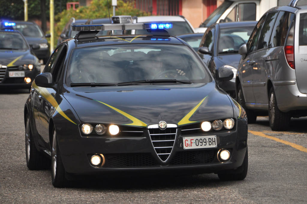 guardia di finanza generiche