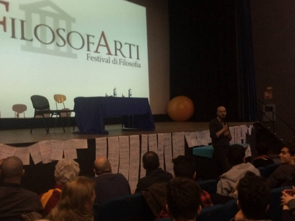 Incontro religioni al teatro Manzoni