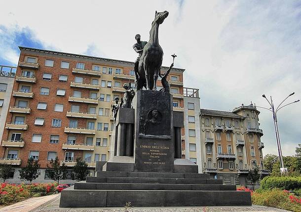 wiki loves busto arsizio 2016 monumento enrico dell'acqua