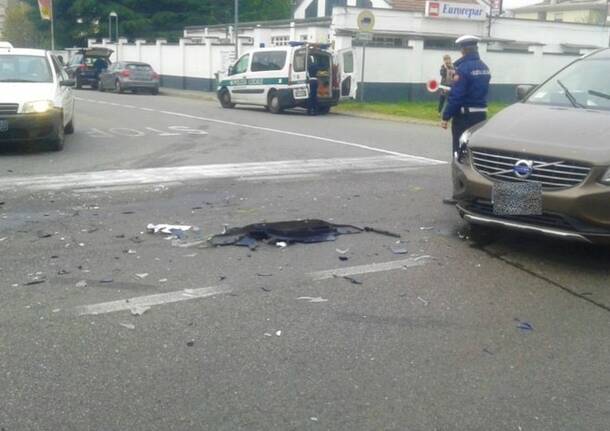 Incidente sul Sabotino angolo via Parma