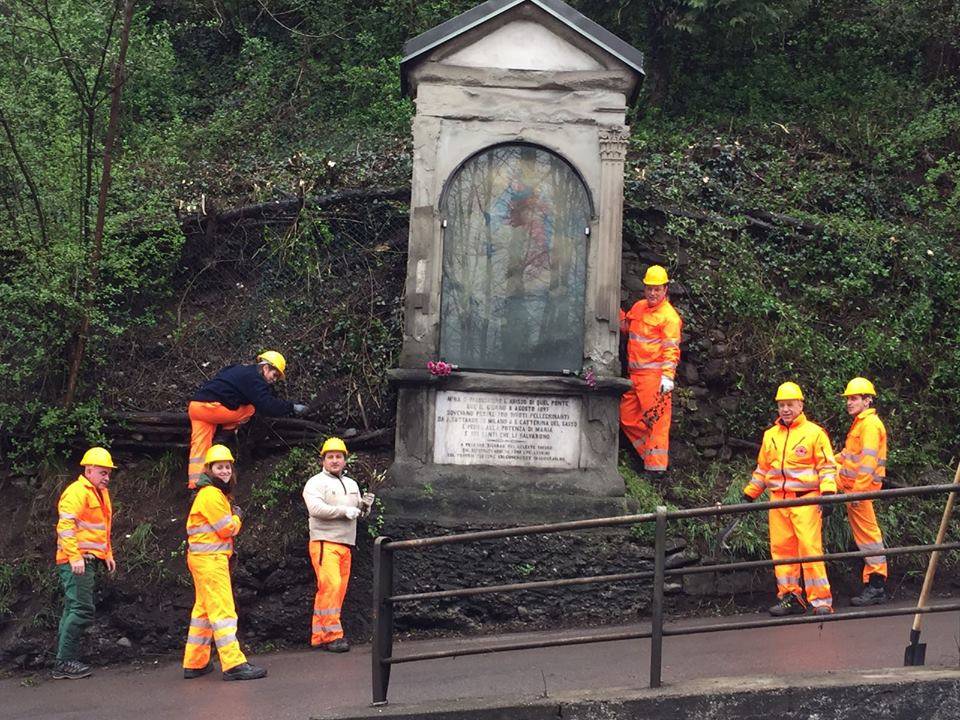 La Protezione Civile ripulisce la Cappella Votiva