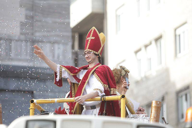 Varese in maschera/1