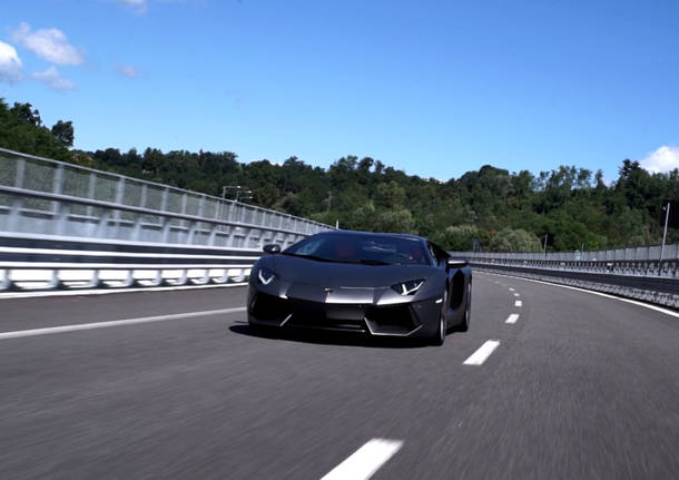 Supercar e videocamere sulle strade di Gallarate