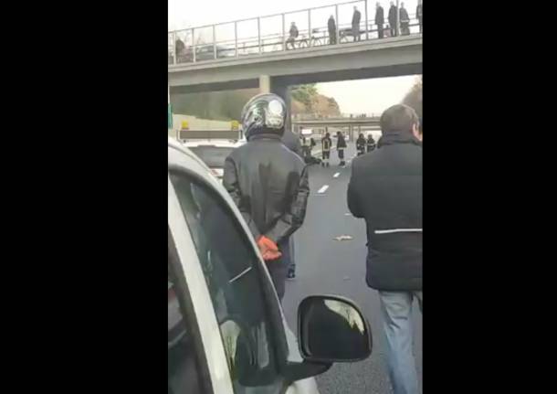 Incidente in A8, interviene l’elisoccorso