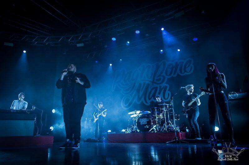 Rag'n'Bon in concerto al Fabrique