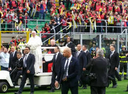 San Siro, il Papa incontra i ragazzi