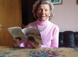 Elsa Zani, poetessa 89enne, pubblica le sue composizioni