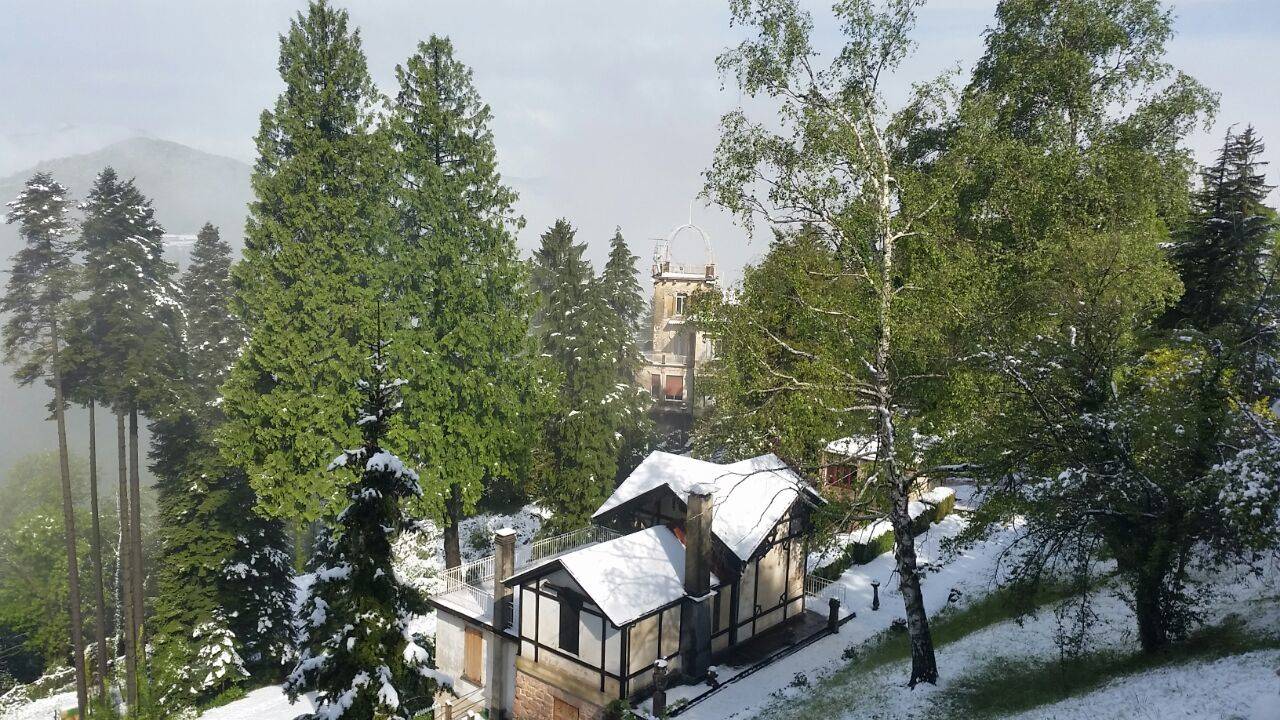 Boarezzo e la Valganna sotto la neve di aprile