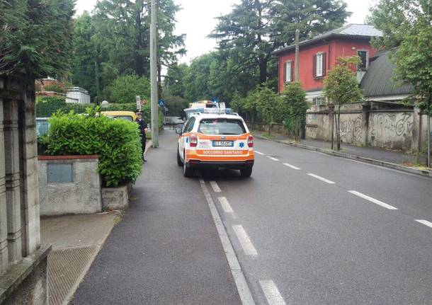 Accende braciere con le finestre chiuso: 34enne intossicato dal monossido