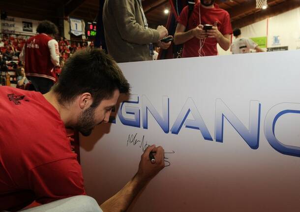 Basket: Play-off Gara1 Legnano-Roseto