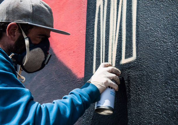 Il murales di Andrea Ravo Mattoni