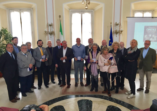 Le medaglie per i 200 anni di Varese Città