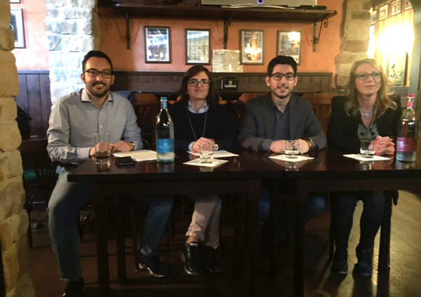 maurizio artusa massimo brugnone valentina verga simona devastato mozione renzi pd busto arsizio