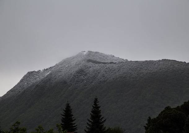 Neve al 28 di aprile