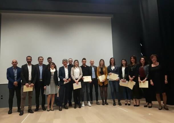 Scuole in festa per gli studenti più meritevoli