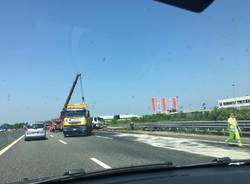 Autoarticolata fuoristrada, A8 bloccata