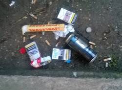 Sporcaccioni notturni in stazione