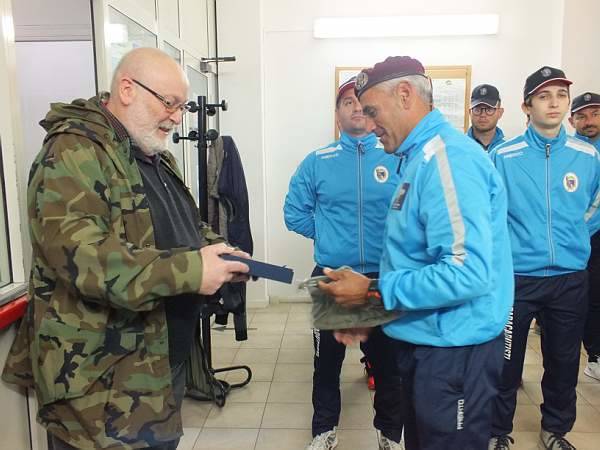 Paracadutisti al tiro a segno nazionale