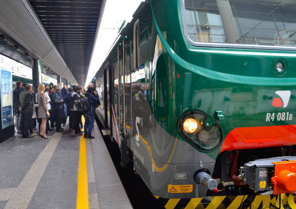 Quell\'incivile che non paga il biglietto e insulta il capotreno