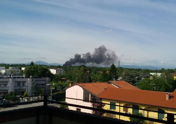 incendio discarica Gorla Maggiore