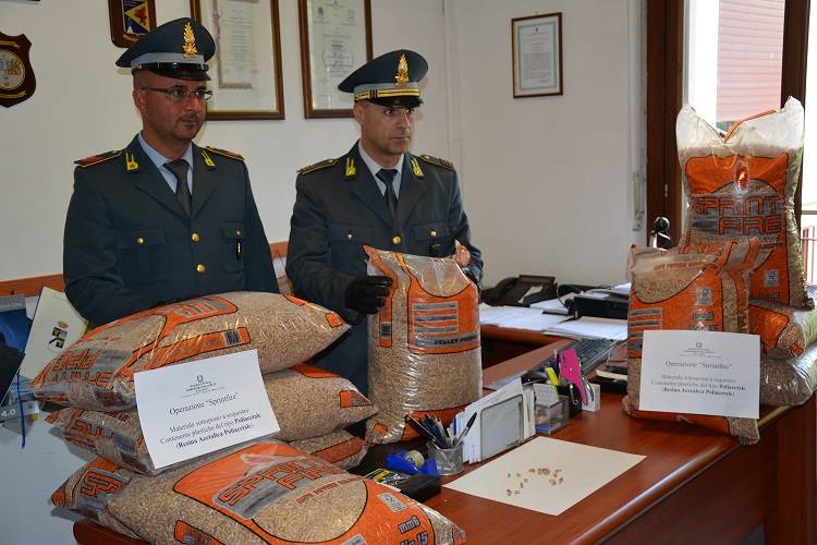 Maxi truffa, tonnellate di pellet sequestrate