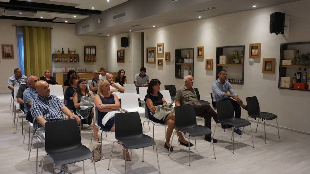 Una serata coi lettori sorseggiando uno Spitz