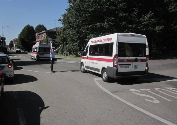 Finta esondazione del torrente Lura con sfollati: protezione civile promossa