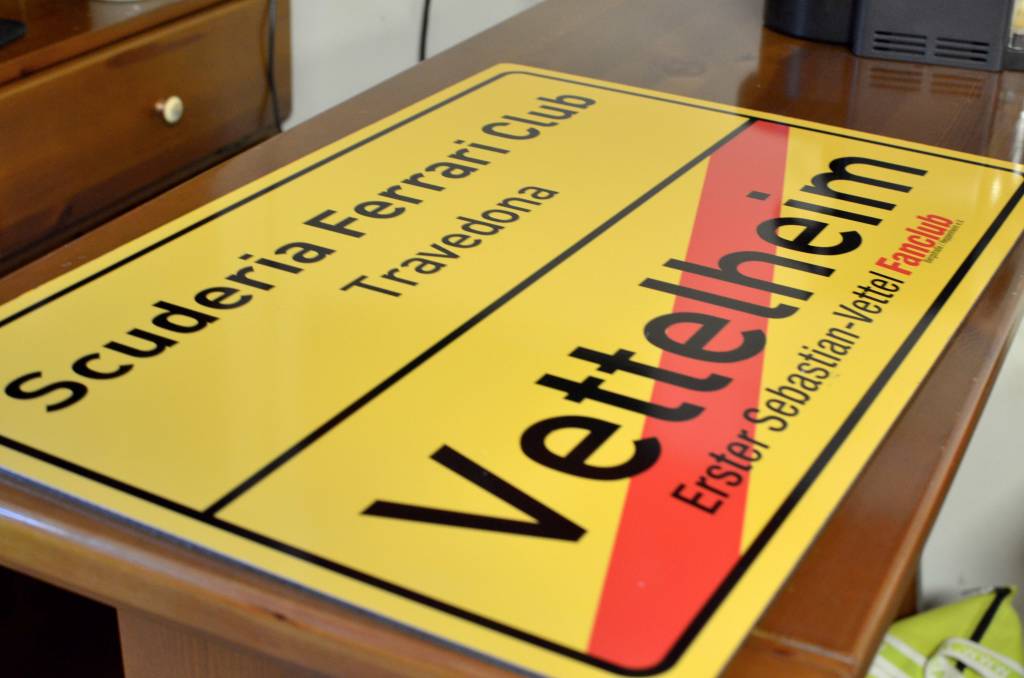 Il Fun Club di Vettel ospite del Club Scuderia Ferrari di Travedona