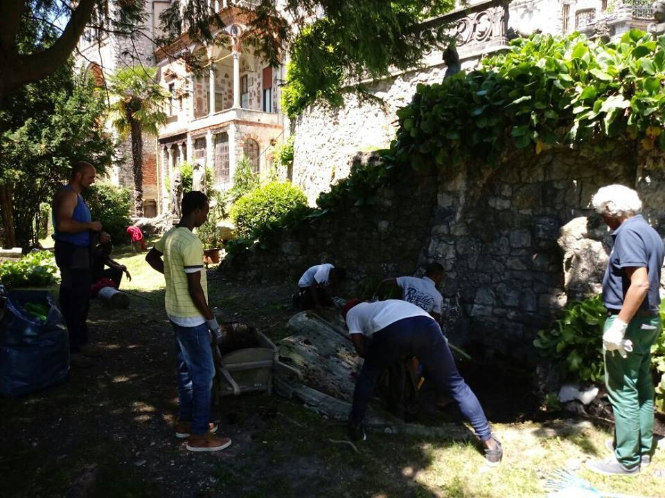 Richiedenti asilo la lavoro al Sacro Monte