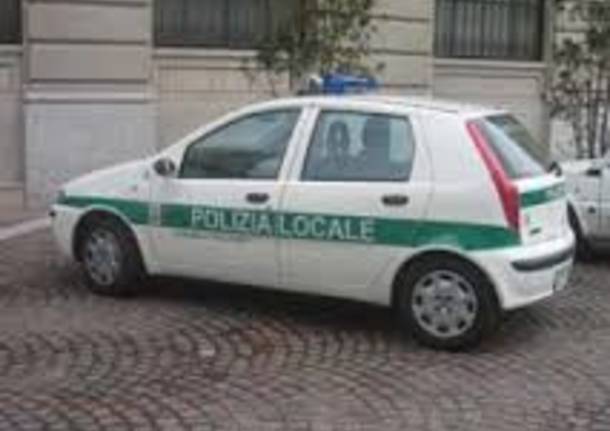 Ritrovato portafoglio con soldi, documenti e lettere d\'amore