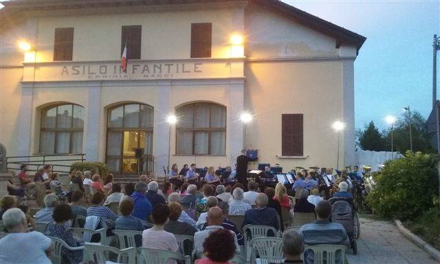 L\'inaugurazione del nuovo lavatoio