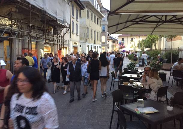 centro busto arsizio giovedì sera piazza san giovanni