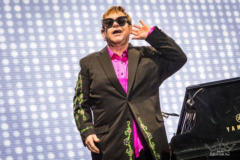 Elton John in concerto in Piazza Sordello a Mantova