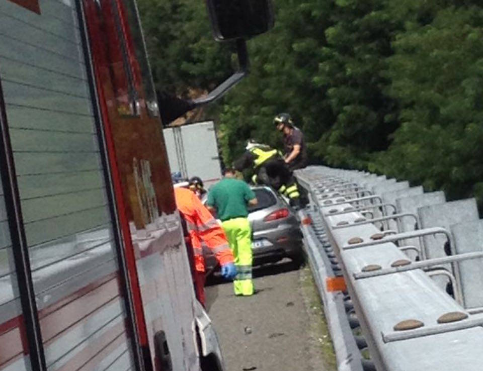 Incidente in autostrada a Besnate