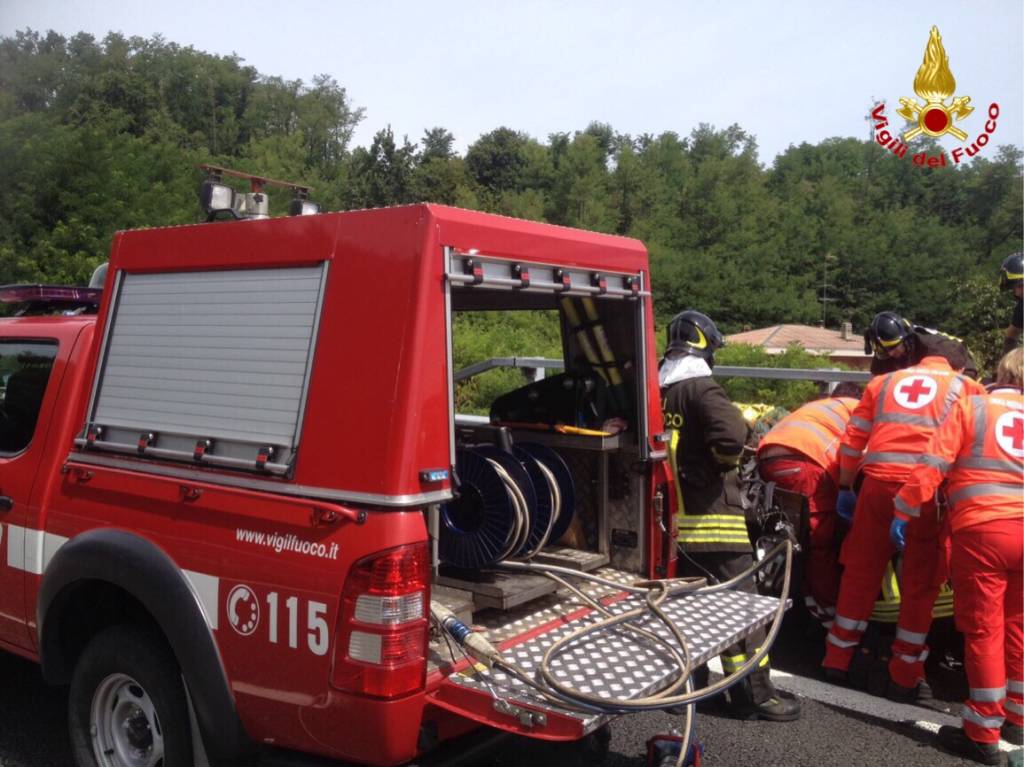 Incidente in autostrada a Besnate