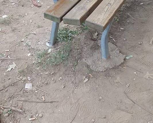 Ancora sporcizia al parco di San Fermo