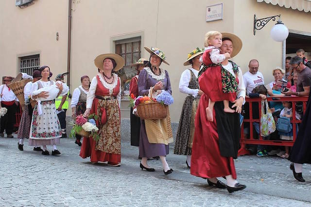 Spazzacamini di tutto il mondo in Val Vigezzo