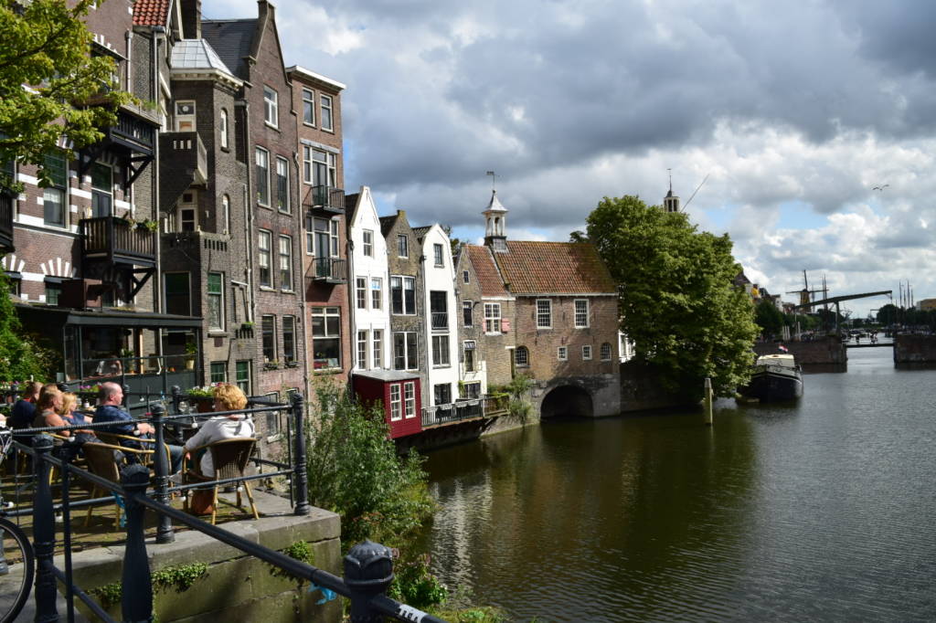 In bici in Olanda: in visita alla città di Rotterdam