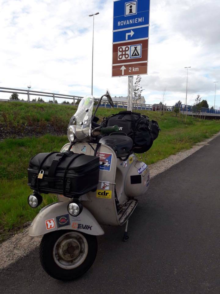 In Vespa a Rovaniemi: l'incontro con Babbo Natale