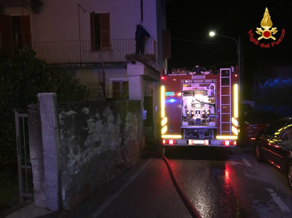 Incendio distrugge un appartamento a Brissago