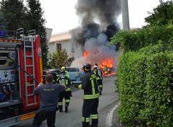 incendio vettura cardano al campo