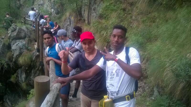 Ragazzi in campeggio