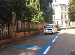 Strisce blu a casbeno