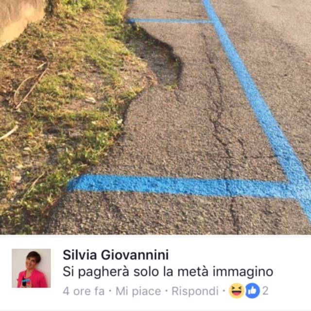 strisce blu ironia del web