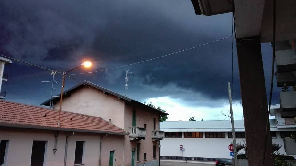 Tra luci e nuvole. I temporali dei lettori