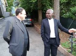 Saluto di Varese a don Jean Balouki che rientra in Togo dopo 10 anni in Italia